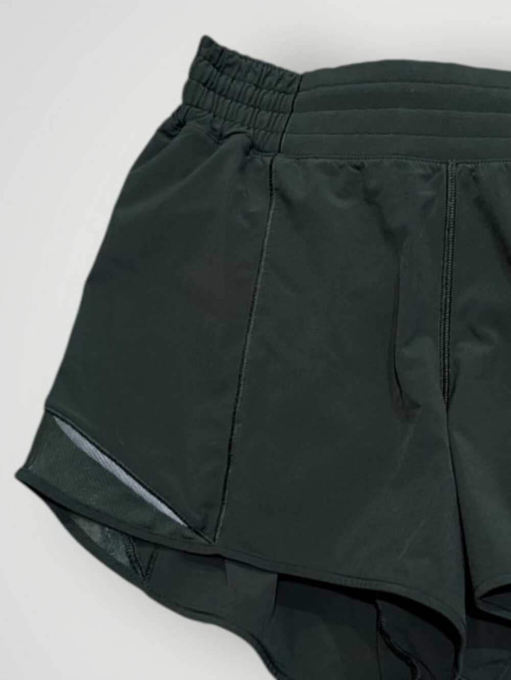 Lululemon Hotty Hot High Rise Shorts - Picture 3 of 12